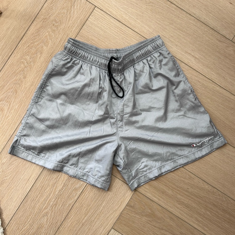 NWOT Unisex Style Grey/Silver Nylon Shorts, Size Men’s Medium